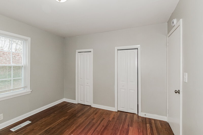 1,145/Mo, 960 7th Place Pleasant Grove, AL 35127 Main Bedroom View