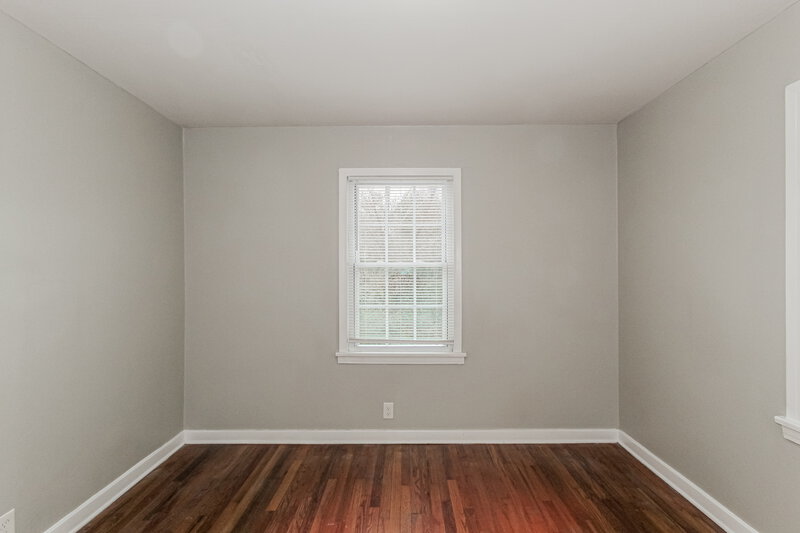 1,145/Mo, 960 7th Place Pleasant Grove, AL 35127 Main Bedroom View 2