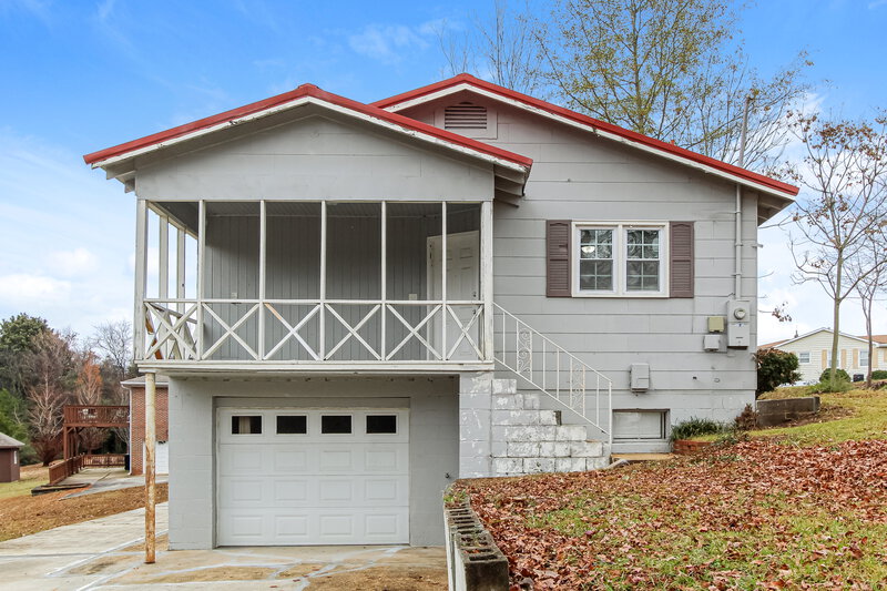 1,145/Mo, 960 7th Place Pleasant Grove, AL 35127 Rear View 2