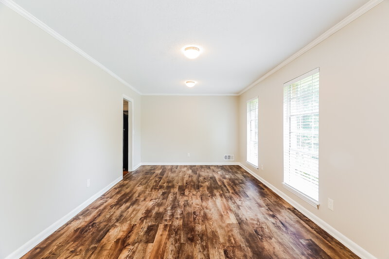 1,685/Mo, 132 4th Plaza Pleasant Grove, AL 35127 Living Room View 2