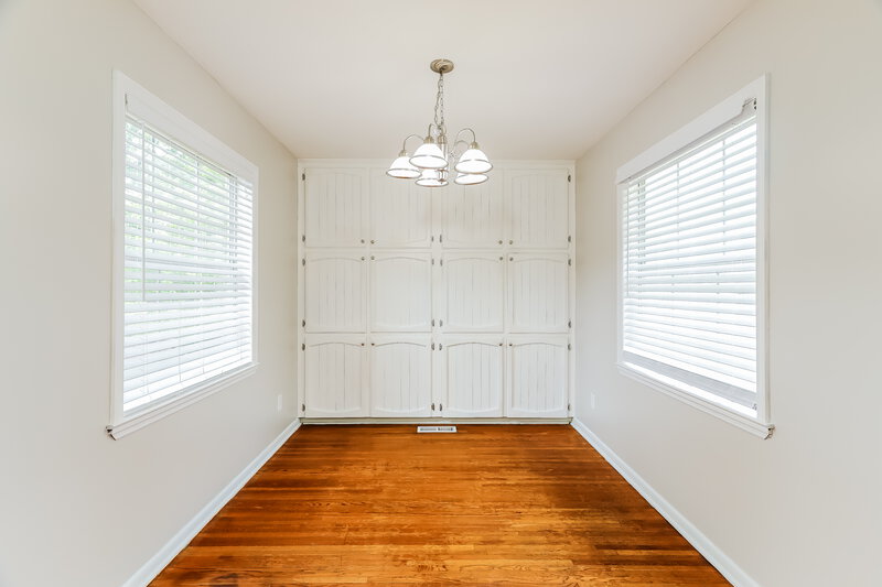 1,685/Mo, 132 4th Plaza Pleasant Grove, AL 35127 Dining Room View