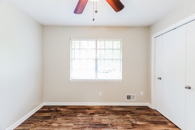 1,685/Mo, 132 4th Plaza Pleasant Grove, AL 35127 Bedroom View