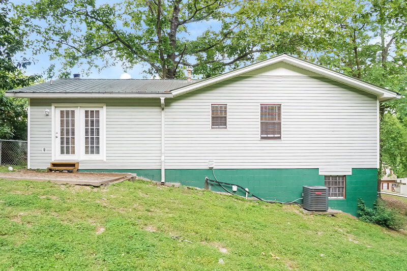 2,190/Mo, 6518 Chrissy Drive Pinson, AL 35126 Rear View