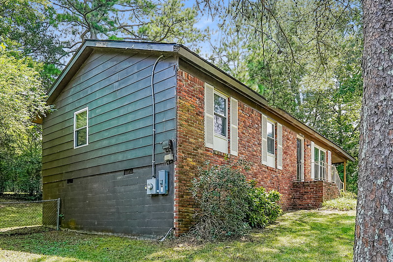 1,160/Mo, 1701 6th St NW Birmingham, AL 35215 Front View