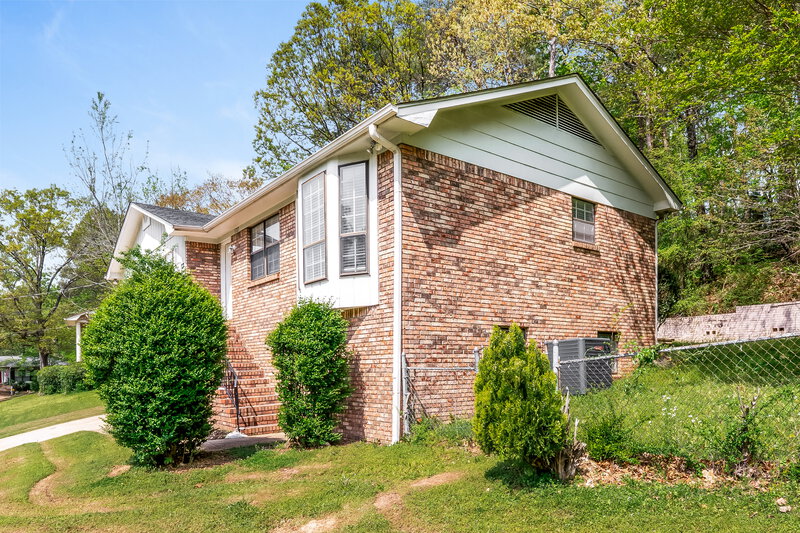 1,760/Mo, 1737 English Knoll Cir Birmingham, AL 35235 Front View