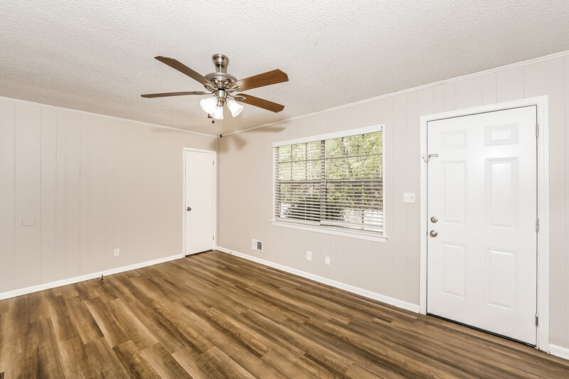 1,760/Mo, 1737 English Knoll Cir Birmingham, AL 35235 Living Room View 2