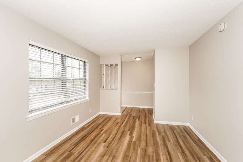 1,760/Mo, 1737 English Knoll Cir Birmingham, AL 35235 Dining Room View 2