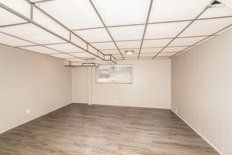 1,475/Mo, 724 Country View Dr Birmingham, AL 35215 Family Room View