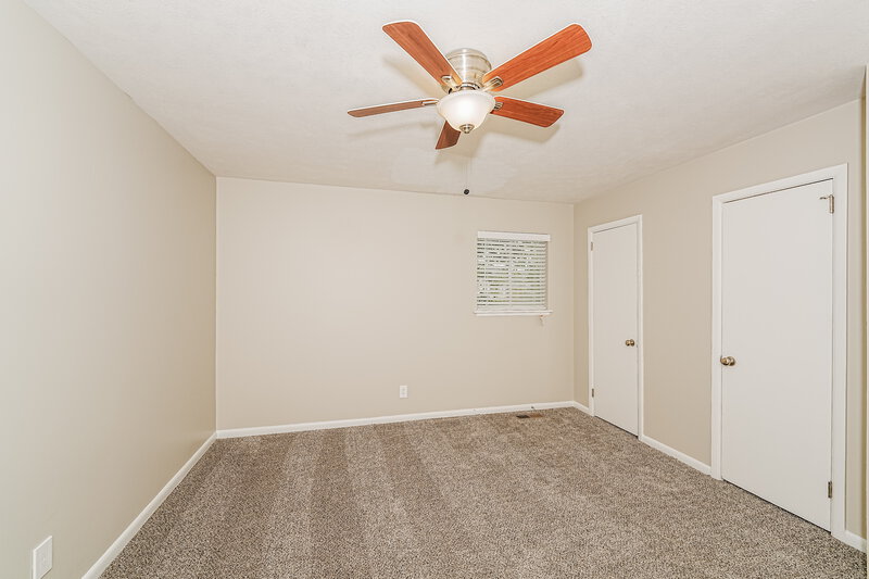 1,475/Mo, 724 Country View Dr Birmingham, AL 35215 Main Bedroom View