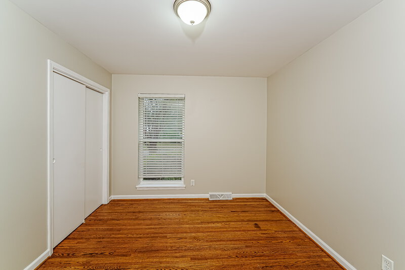 1,535/Mo, 1831 Mara Dr Birmingham, AL 35215 Bedroom View 3