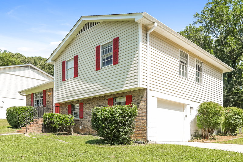 1,645/Mo, 1760 Sonia Dr Birmingham, AL 35235 Front View