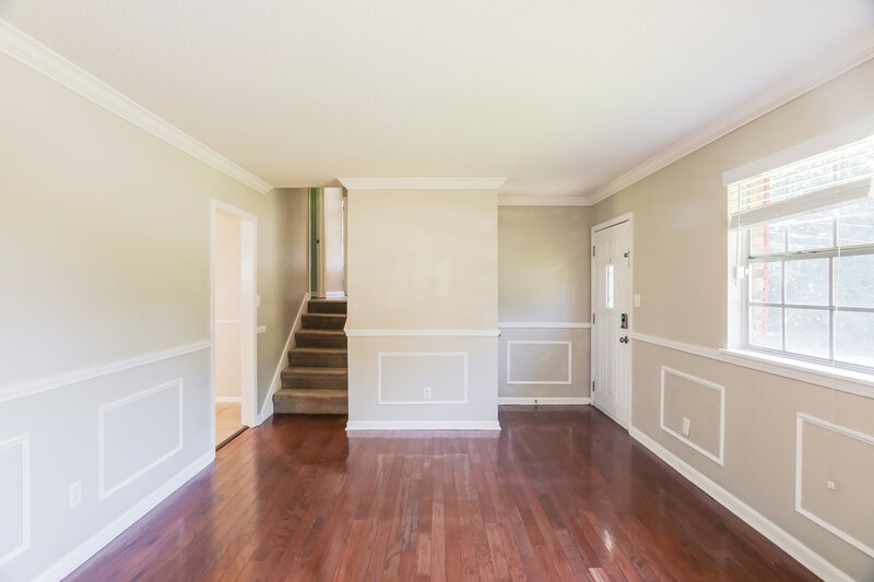 1,645/Mo, 1760 Sonia Dr Birmingham, AL 35235 Living Room View 2