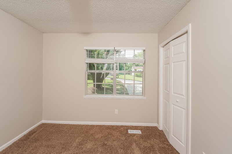 0/Mo, 5064 Darlene Drive Pinson, AL 35126 Bedroom View 2