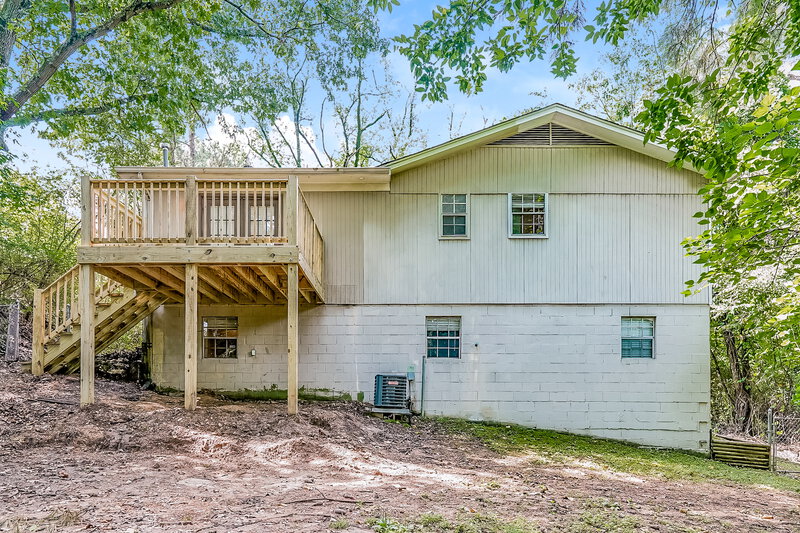 0/Mo, 5064 Darlene Drive Pinson, AL 35126 Rear View