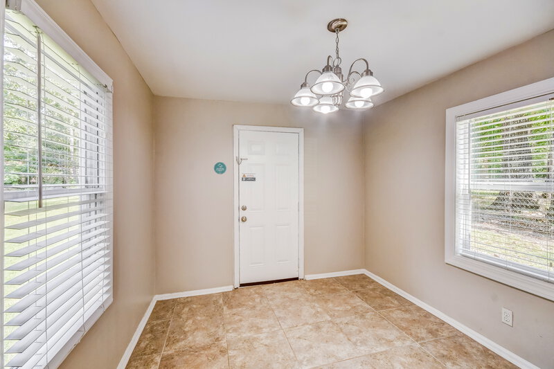 1,195/Mo, 6545 Telia Drive Pinson, AL 35126 Dining Room View