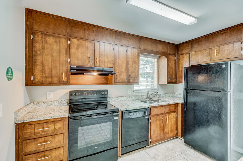 1,195/Mo, 6545 Telia Drive Pinson, AL 35126 Kitchen View
