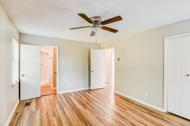 1,195/Mo, 6545 Telia Drive Pinson, AL 35126 Main Bedroom View 2