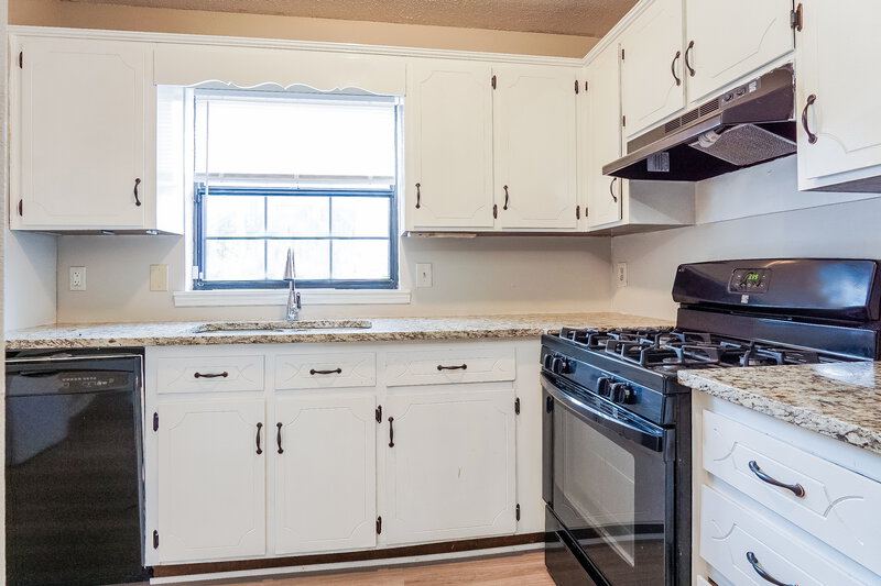 1,390/Mo, 904 Cedar Crest Dr Birmingham, AL 35216 Misc View 7