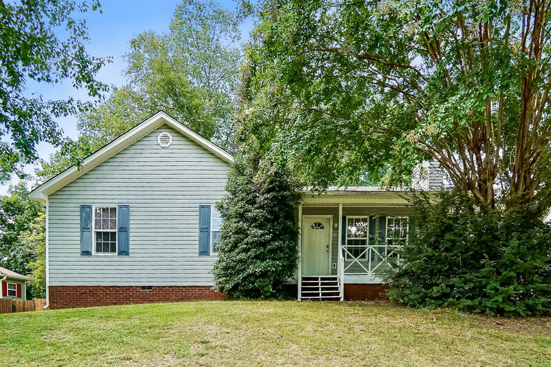 0/Mo, 84 Bel Air Cir Pleasant Grove, AL 35127 External View