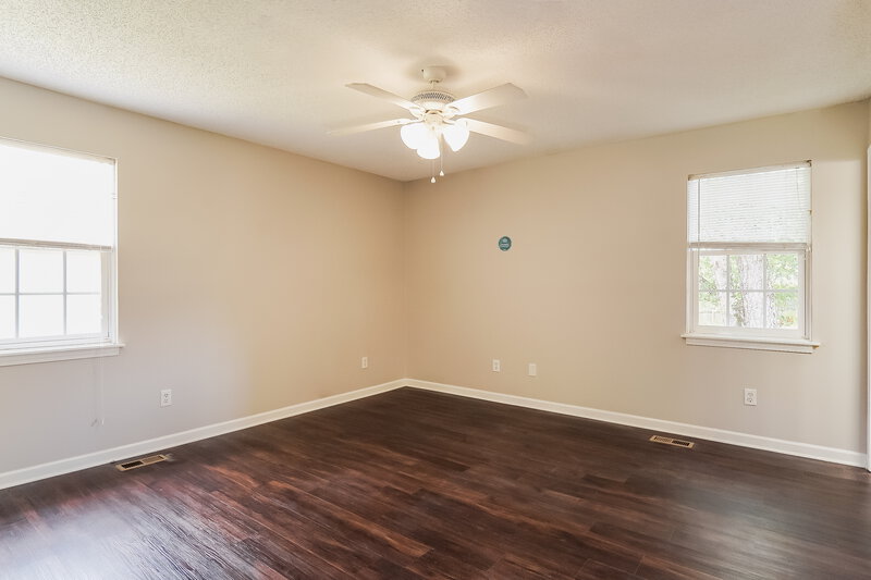 0/Mo, 84 Bel Air Cir Pleasant Grove, AL 35127 Main Bedroom View 2