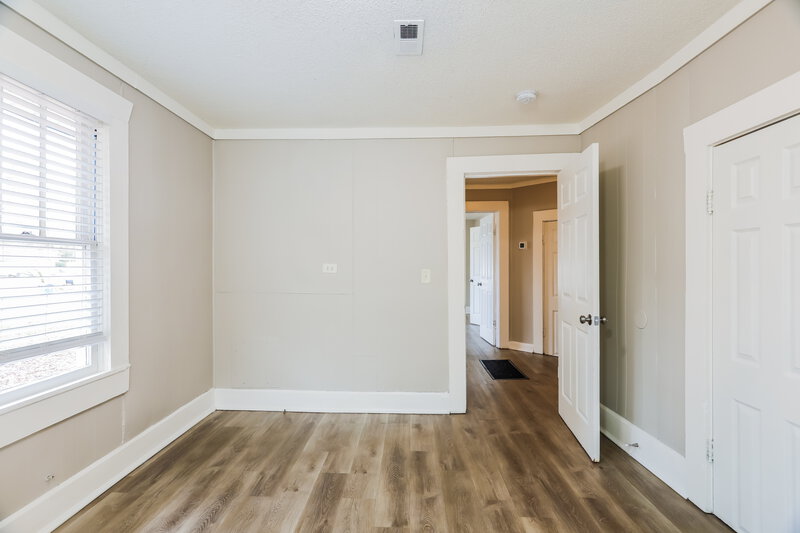 1,050/Mo, 329 Eastview Blvd Birmingham, AL 35215 Bedroom View 3