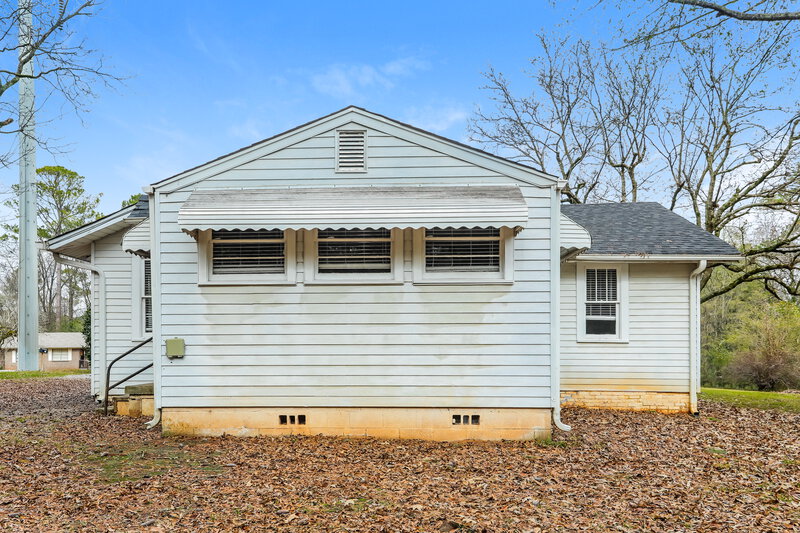 1,050/Mo, 329 Eastview Blvd Birmingham, AL 35215 Rear View