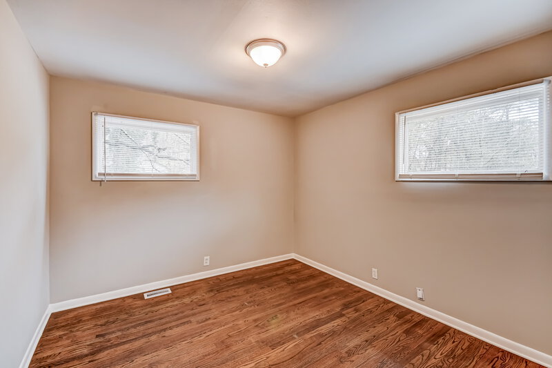 1,440/Mo, 909 Winchester Dr BIRMINGHAM, AL 35235 Bedroom View 2