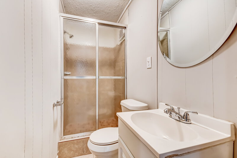 1,440/Mo, 909 Winchester Dr BIRMINGHAM, AL 35235 Bathroom View 2