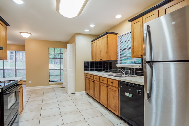 1,955/Mo, 116 Mountain Pkwy Alabaster, AL 35114 Kitchen View