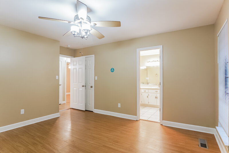 1,955/Mo, 116 Mountain Pkwy Alabaster, AL 35114 Main Bedroom View