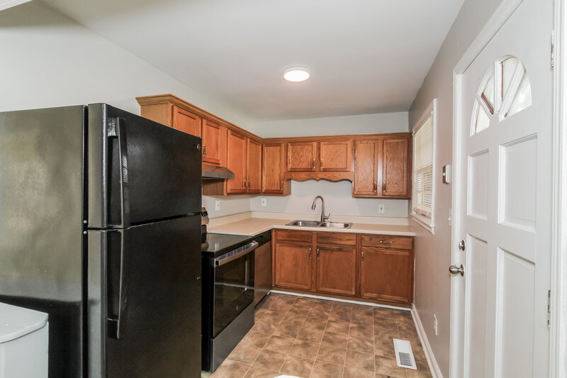 1,180/Mo, 152 Carol Drive Birmingham, AL 35215 Kitchen View