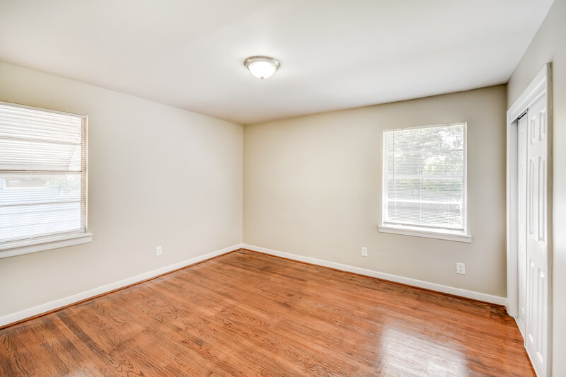 0/Mo, 2829 SW Wesley Avenue Birmingham, AL 35211 Bedroom View 3