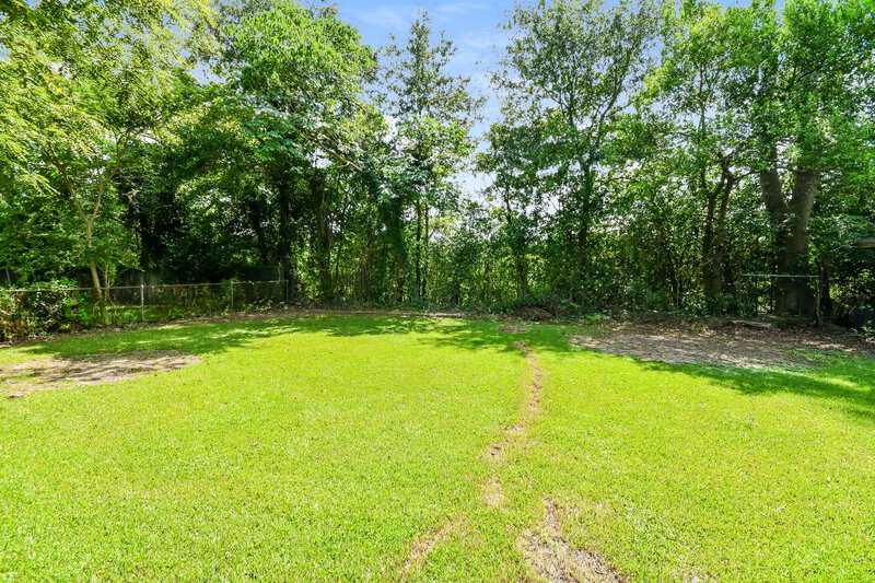 0/Mo, 2829 SW Wesley Avenue Birmingham, AL 35211 Exterior View