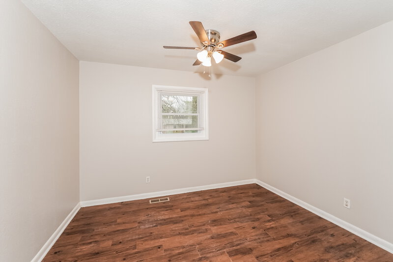 1,325/Mo, 325 Nw 16Th Ave CENTER POINT, AL 35215 Bedroom View