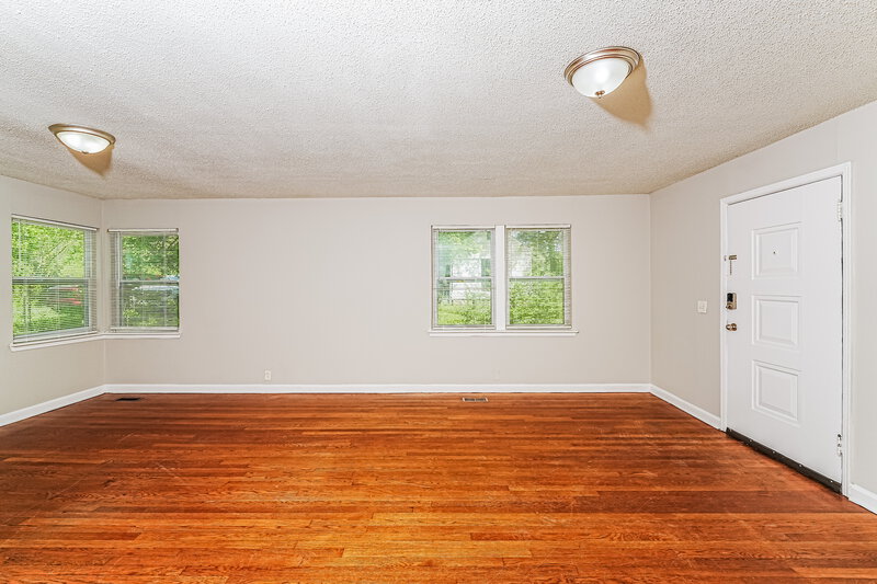 1,215/Mo, 1204 Pratt HWY Birmingham, AL 35214 Living Room View 2