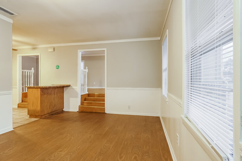 2,020/Mo, 1014 Manor Circle Bessemer, AL 35020 Family Room View