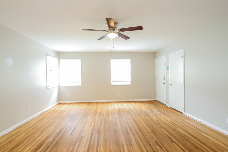 1,585/Mo, 820 Gene Reed Road Birmingham, AL 35235 Misc View 2