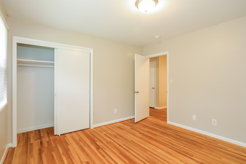 1,585/Mo, 820 Gene Reed Road Birmingham, AL 35235 Misc View 14