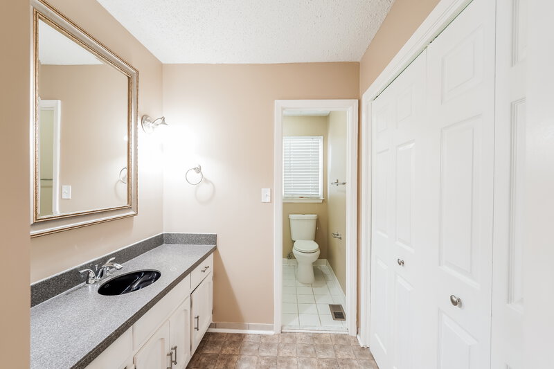 2,515/Mo, 2790 Stevens Creek Road Birmingham, AL 35244 Bathroom View