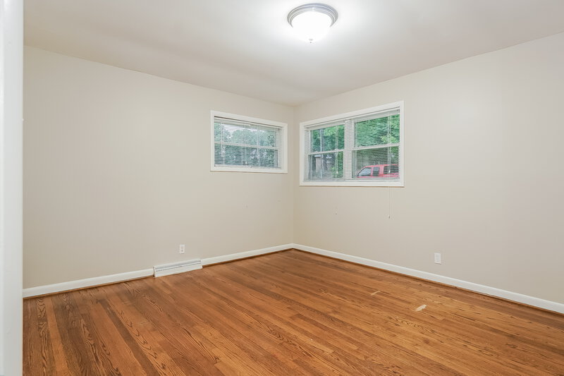 1,800/Mo, 752 Barclay Lane Birmingham, AL 35206 Bedroom View 2