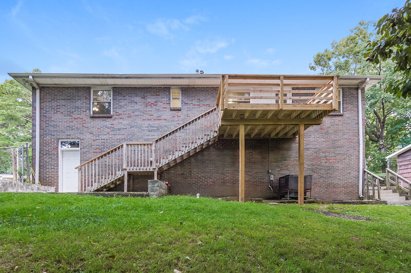 1,800/Mo, 752 Barclay Lane Birmingham, AL 35206 Rear View 2