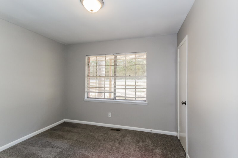 1,480/Mo, 348 Pleasant Grove Rd Pleasant Grove, AL 35127 Bedroom View 3