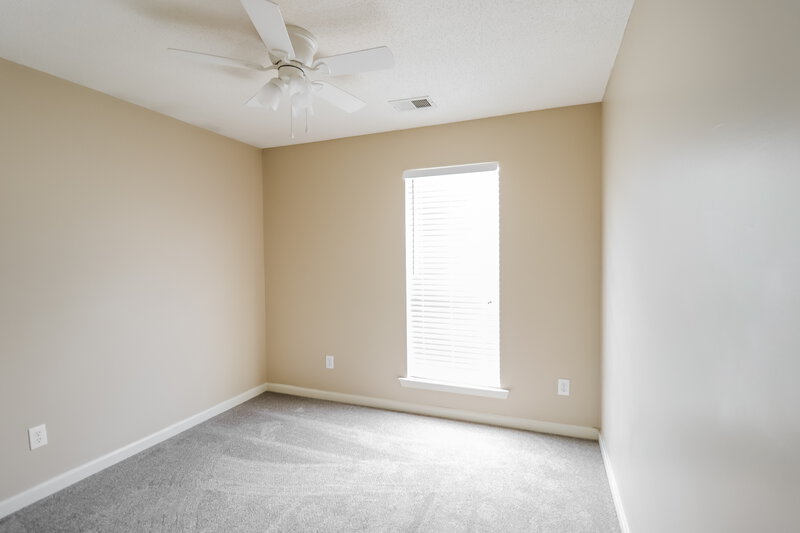 1,615/Mo, 168 Park Place Lane Alabaster, AL 35007 Bedroom View 2