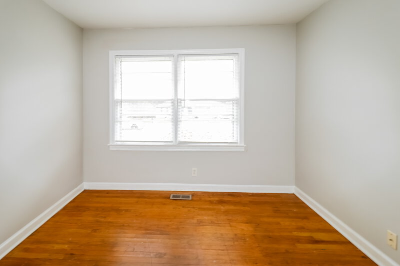 1,160/Mo, 433 Orchid Road Birmingham, AL 35215 Bedroom View