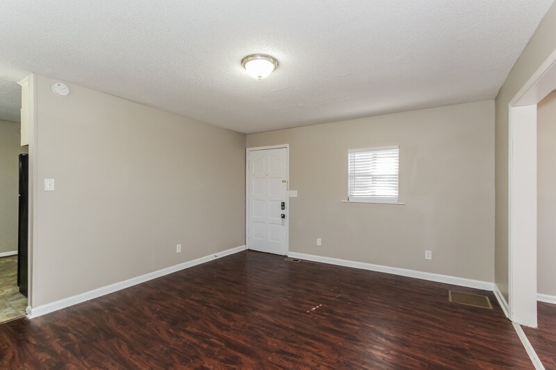 1,335/Mo, 3117 Parkwood Road Bessemer, AL 35022 Dining Room View 2