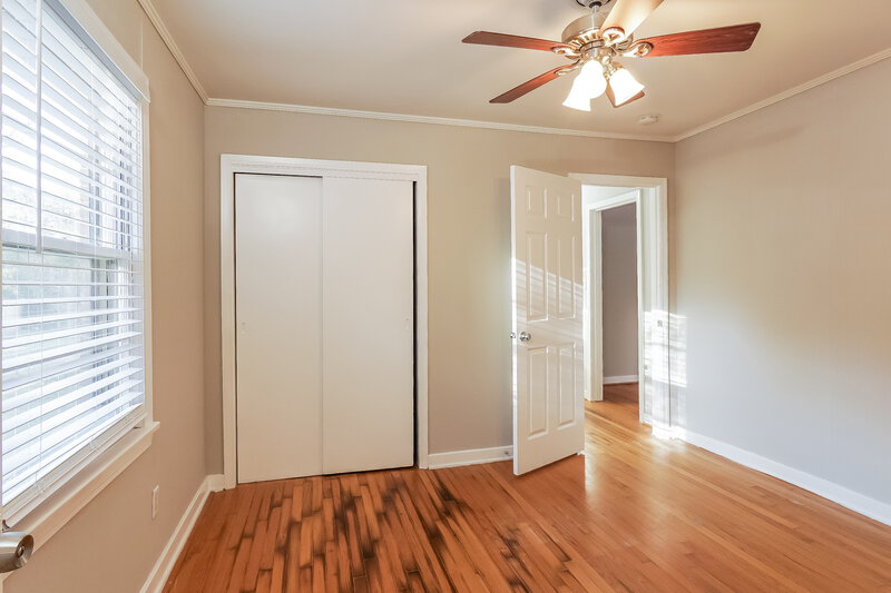 0/Mo, 216 Westwood Drive Birmingham, AL 35215 Misc View 9