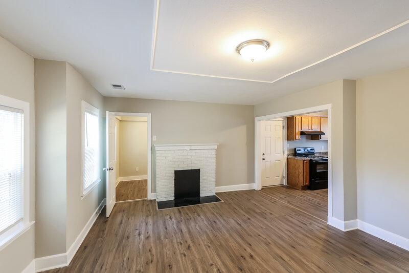 1,240/Mo, 914 Park Place Birmingham, AL 35215 Living Room View 3