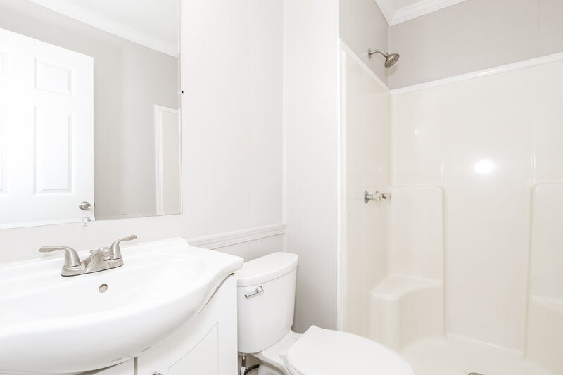 1,435/Mo, 3269 Allison Bonnett Memorial Drive Hueytown, AL 35023 Bathroom View