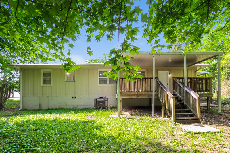 1,435/Mo, 3269 Allison Bonnett Memorial Drive Hueytown, AL 35023 Rear View 2