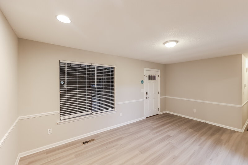 1,850/Mo, 5808 Christon Circle Pinson, AL 35126 Living Room View